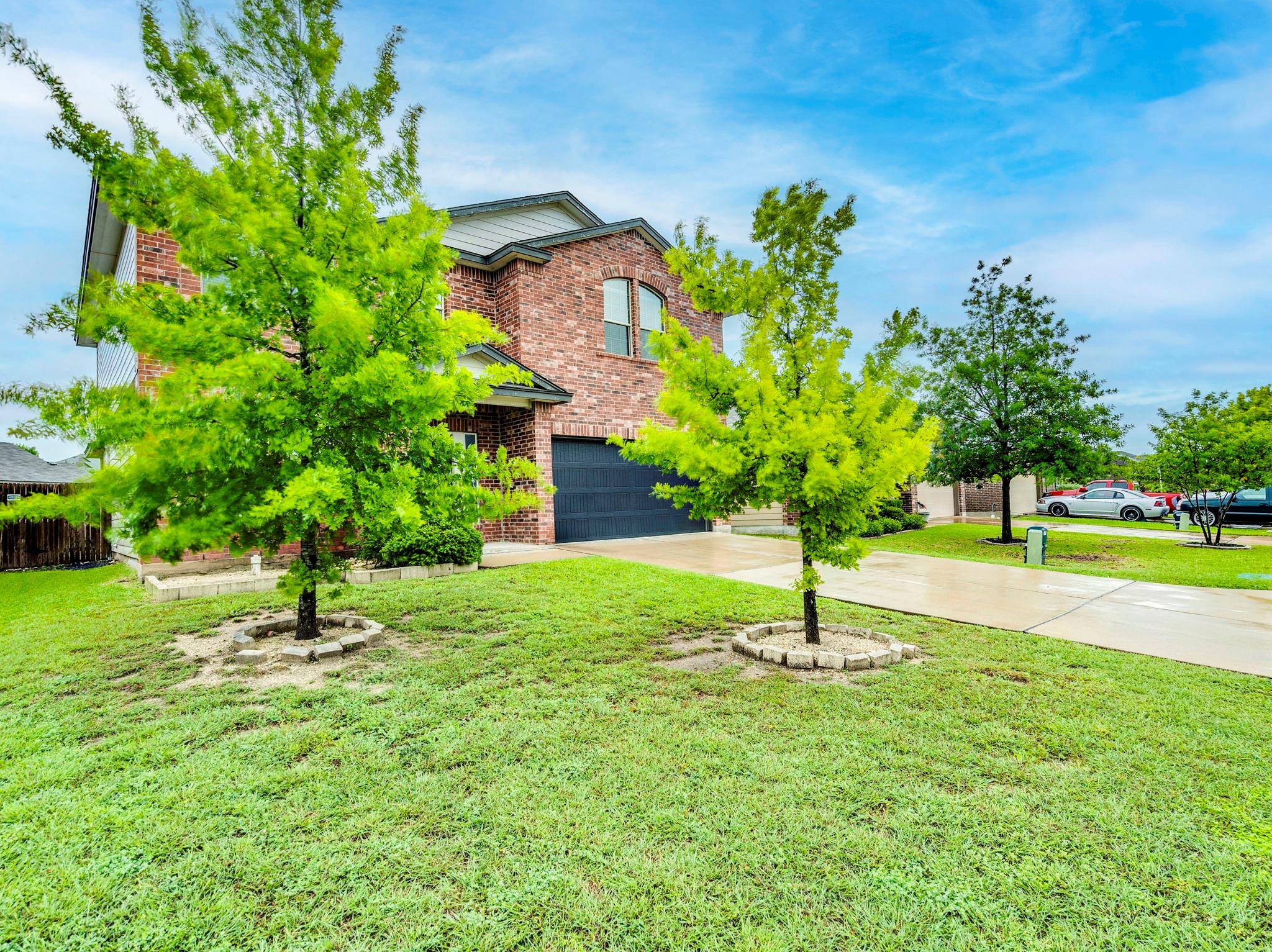 213 Ammonite Ln, Jarrell, TX 76537