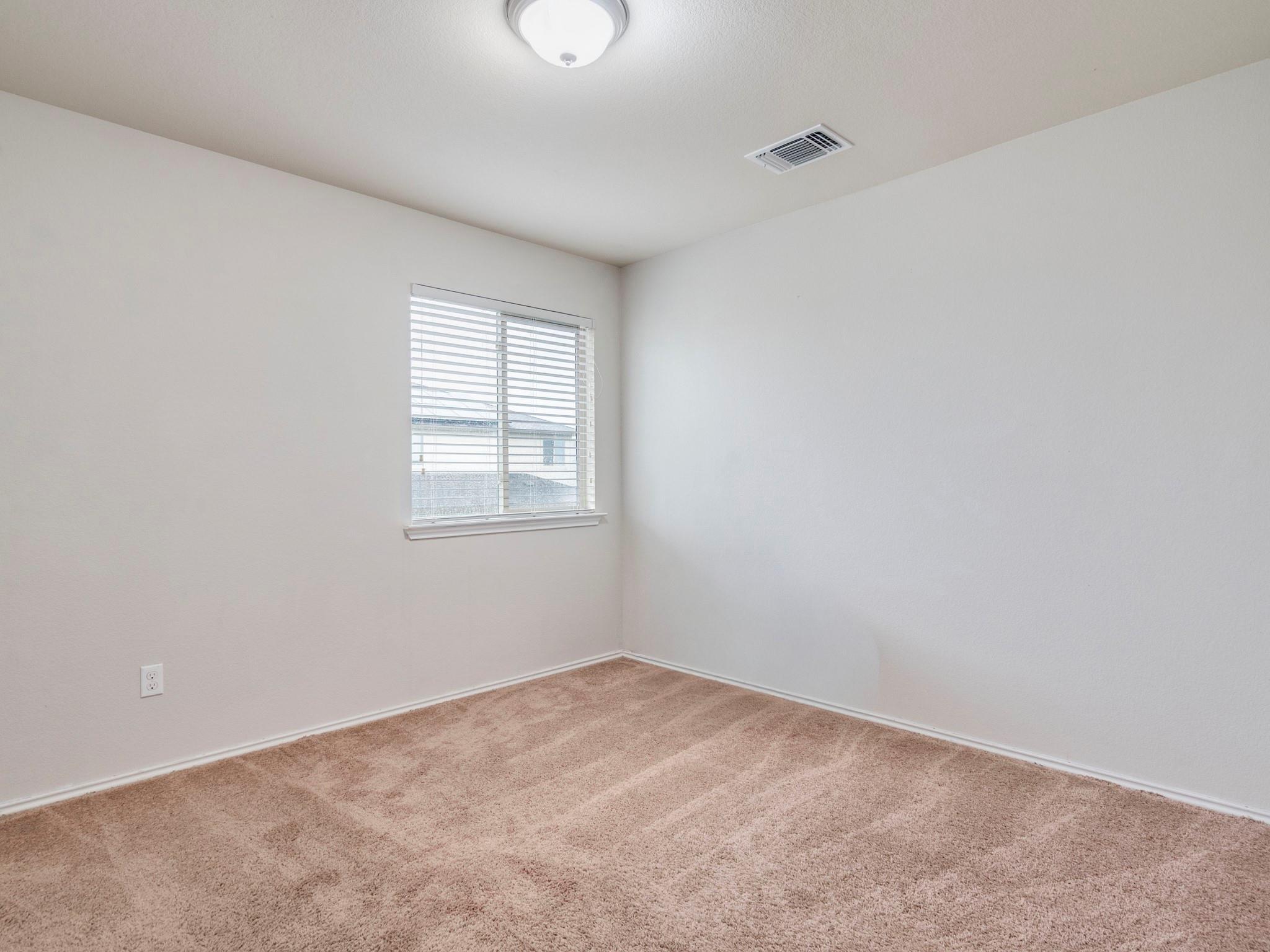 213 Ammonite Ln, Jarrell, TX 76537