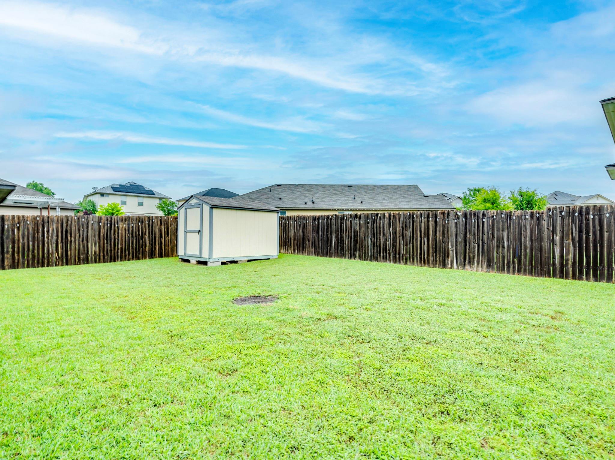 213 Ammonite Ln, Jarrell, TX 76537