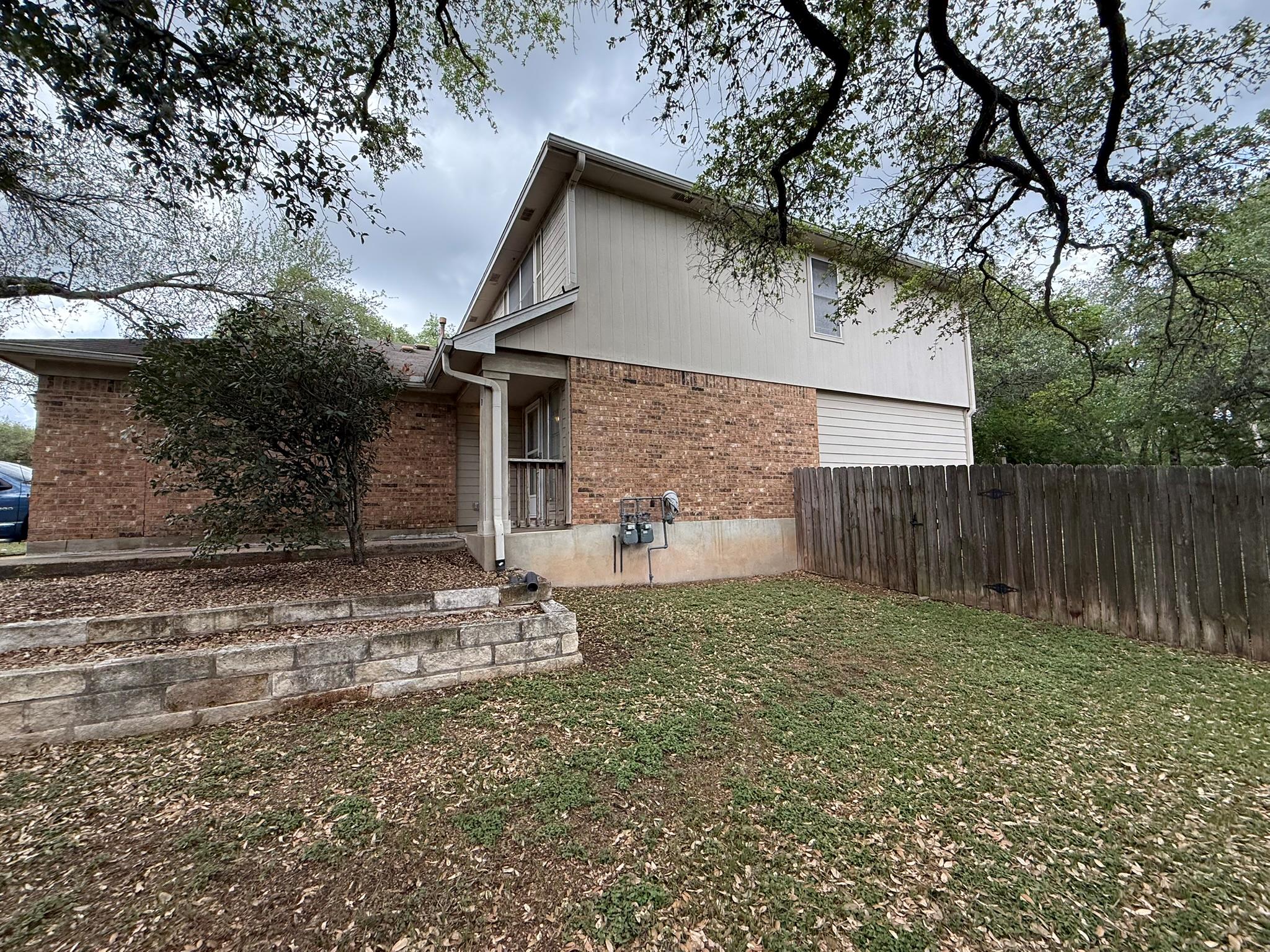 2304 Granberry Dr # B, Austin, TX 78745