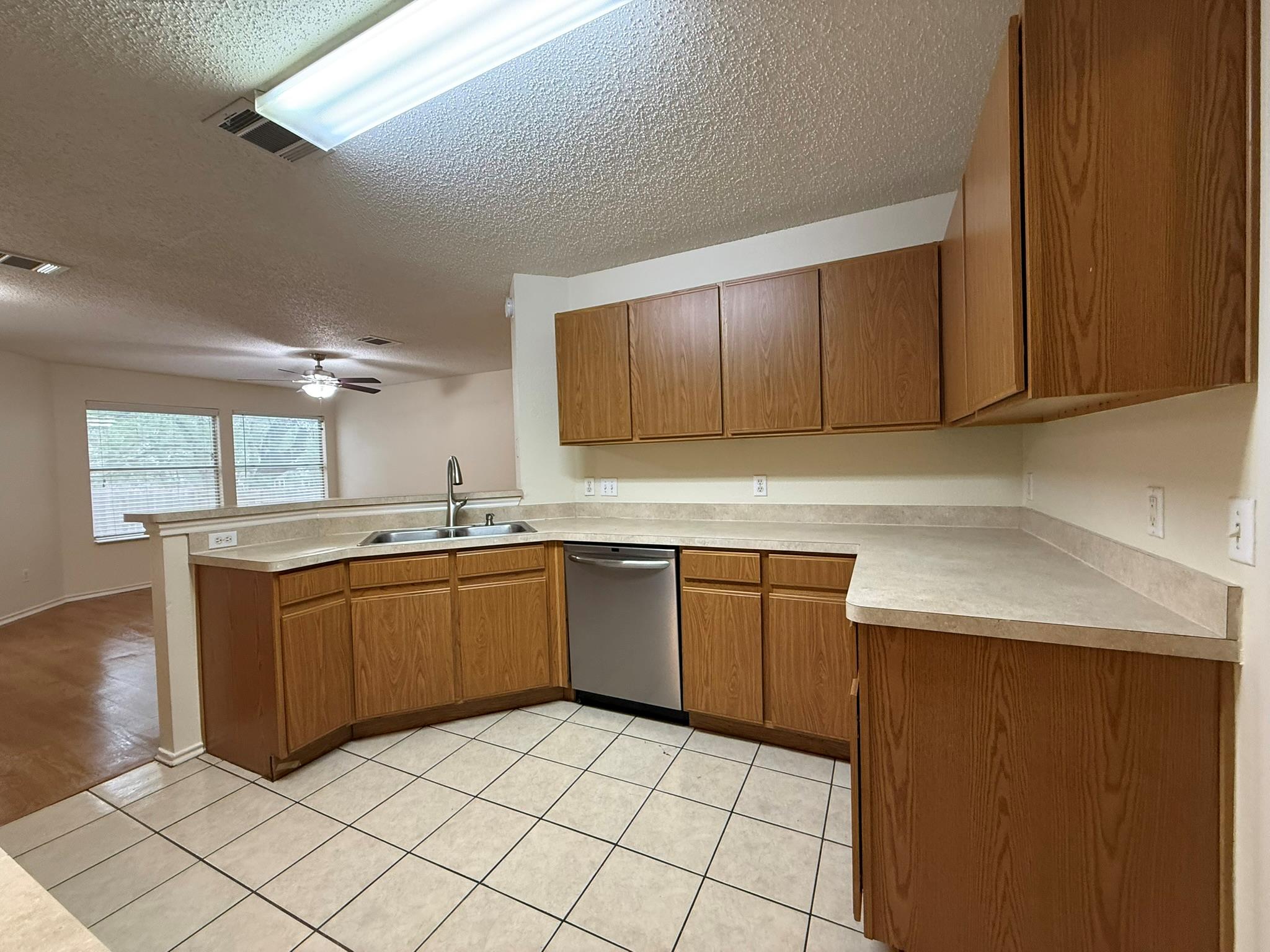 2304 Granberry Dr # B, Austin, TX 78745