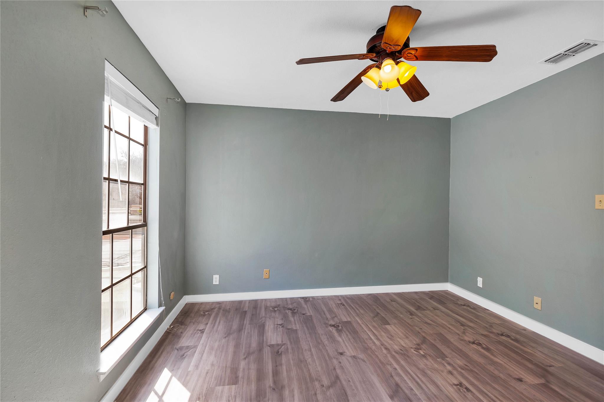 3607 Las Colinas Dr # B, Austin, TX 78731