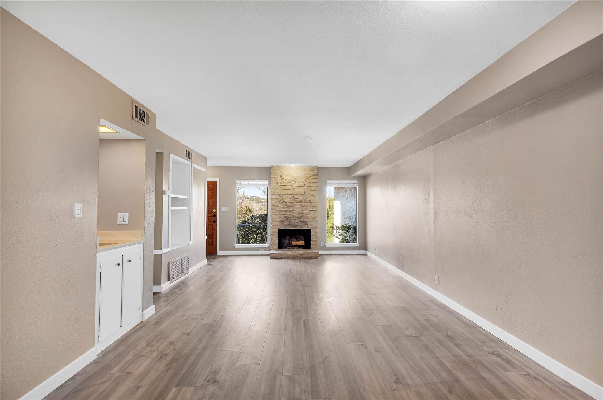 3607 Las Colinas Dr # B, Austin, TX 78731