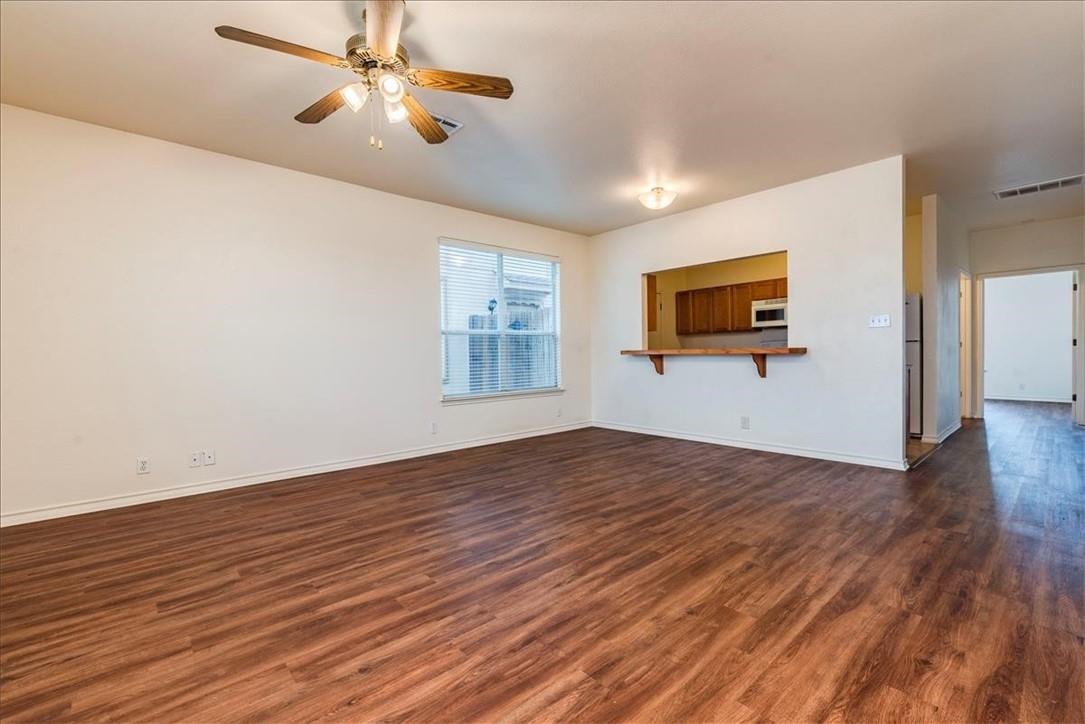 126 Sandstone Dr # F, Jarrell, TX 76537