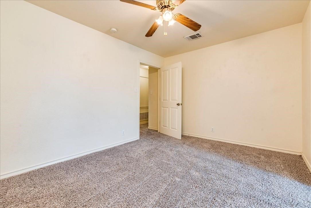 126 Sandstone Dr # F, Jarrell, TX 76537