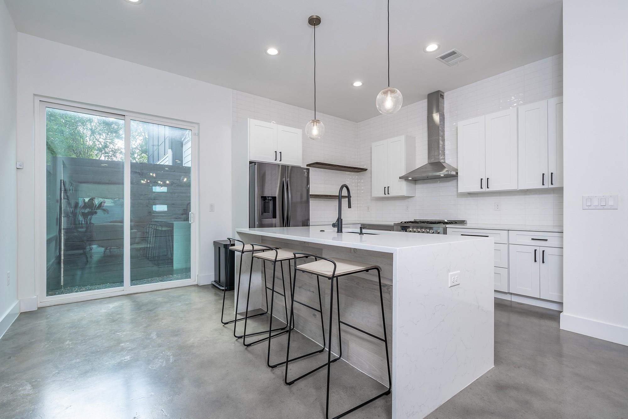 1419 Montopolis Dr # 1, Austin, TX 78741