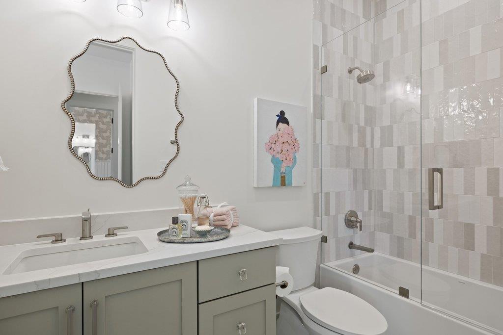 27031 Haynie Flat Rd, Spicewood, TX 78669