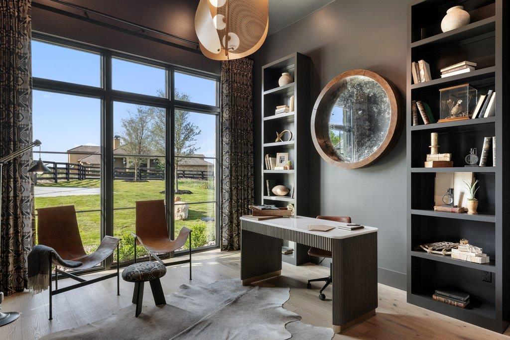 27031 Haynie Flat Rd, Spicewood, TX 78669