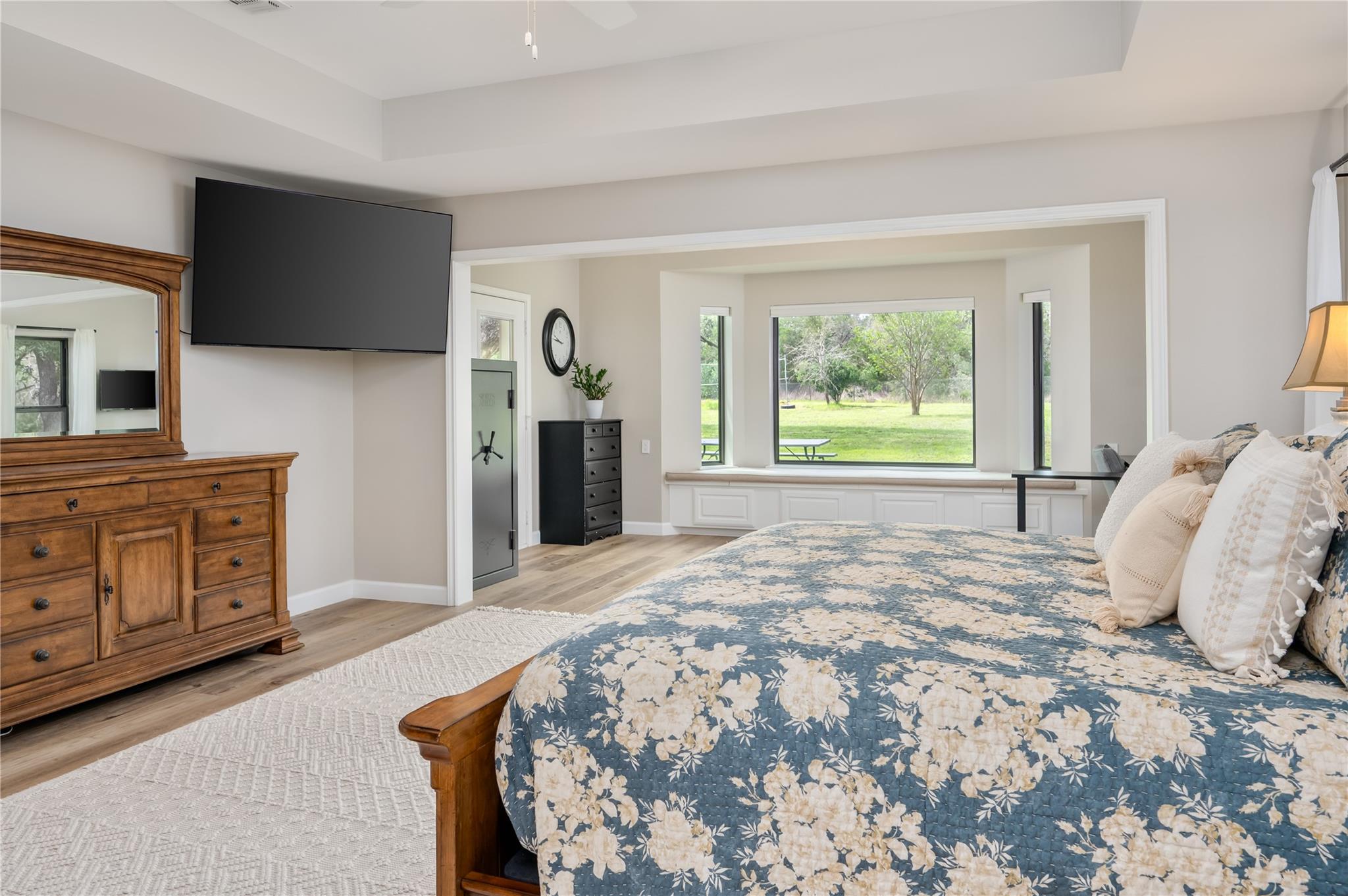 330 Live Oak Hills Ct, San Marcos, TX 78666