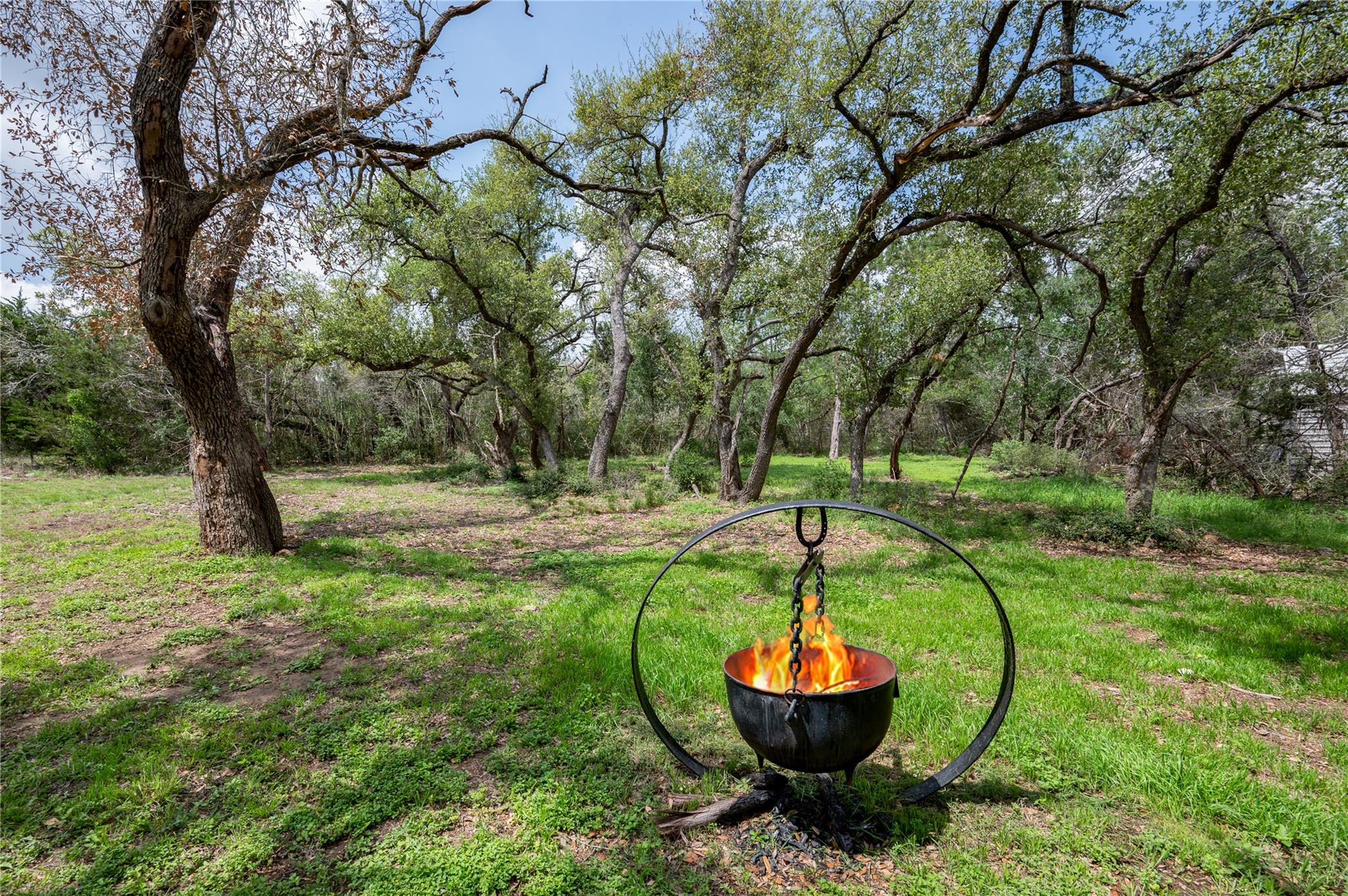 330 Live Oak Hills Ct, San Marcos, TX 78666