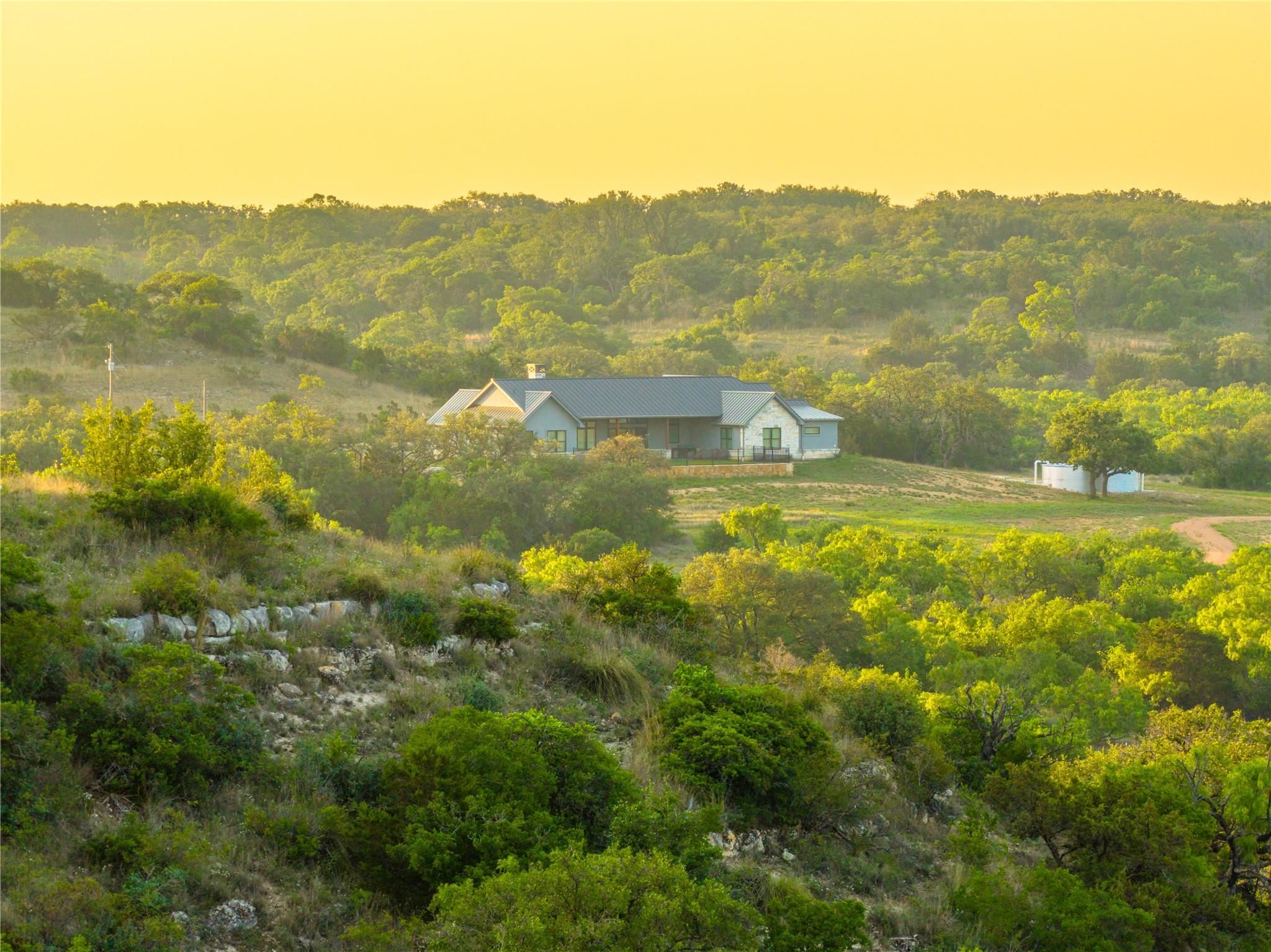 7487 N Us Highway 87, Mason, TX 76856