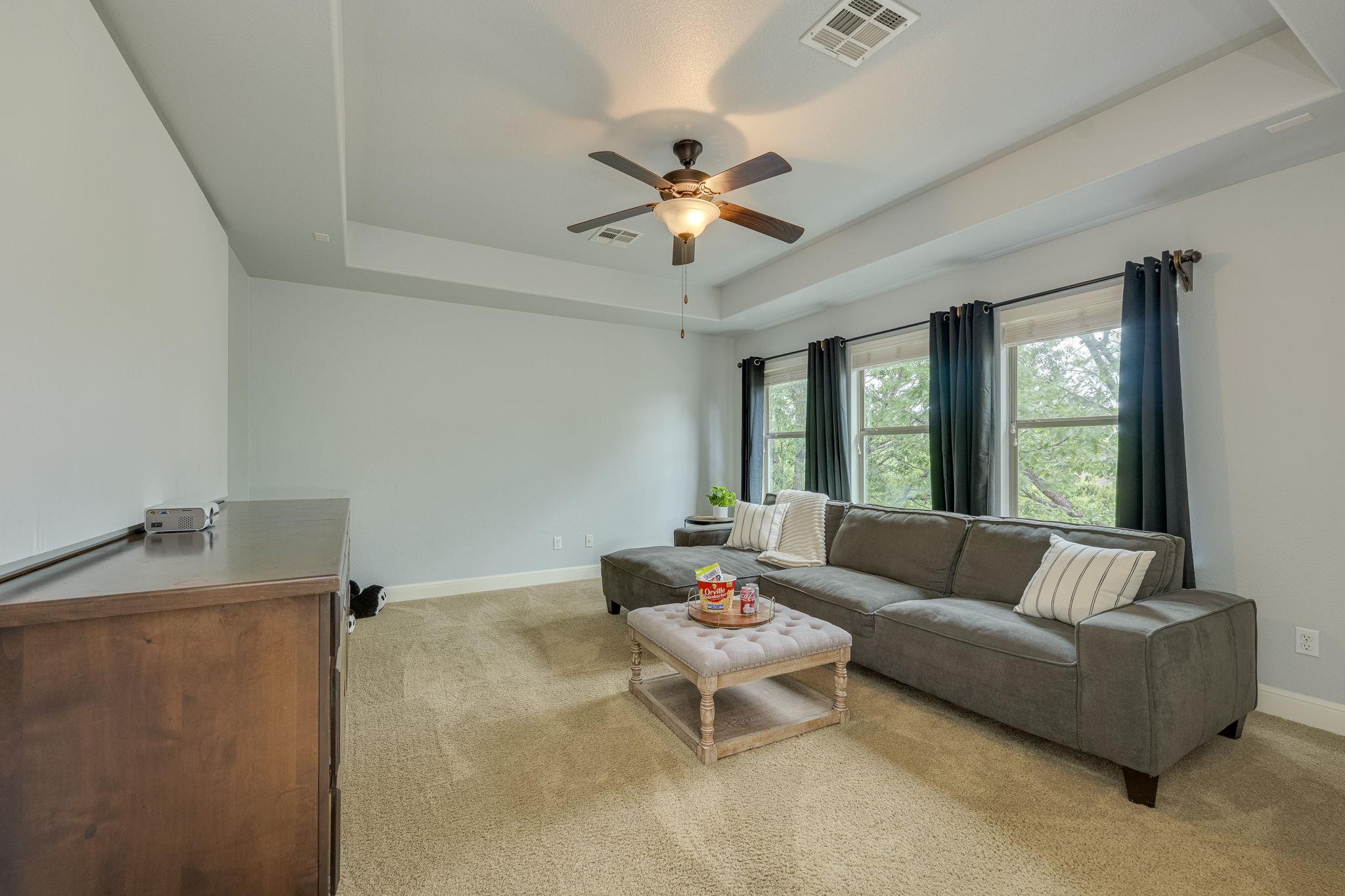 11932 Palisades Pkwy, Austin, TX 78732