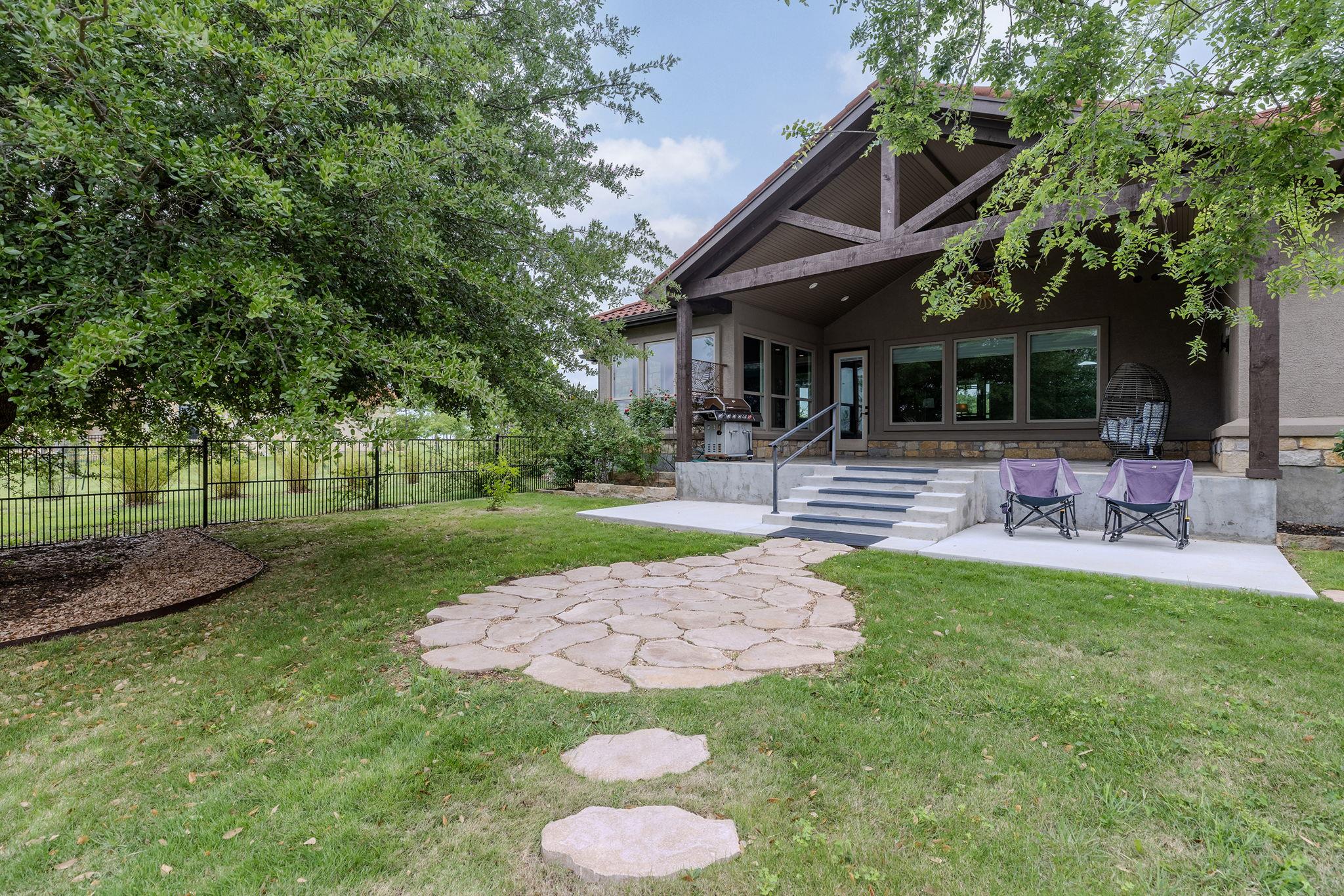 128 Strada Luca, Florence, TX 76527