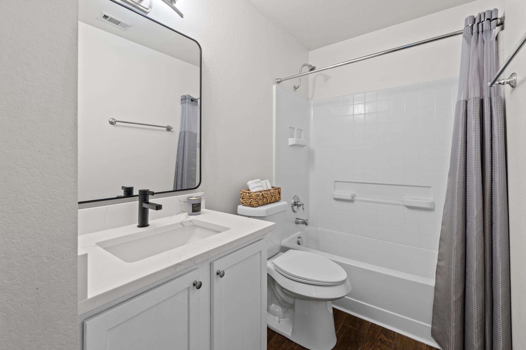 2004 Dry Season Trl, Austin, TX 78754