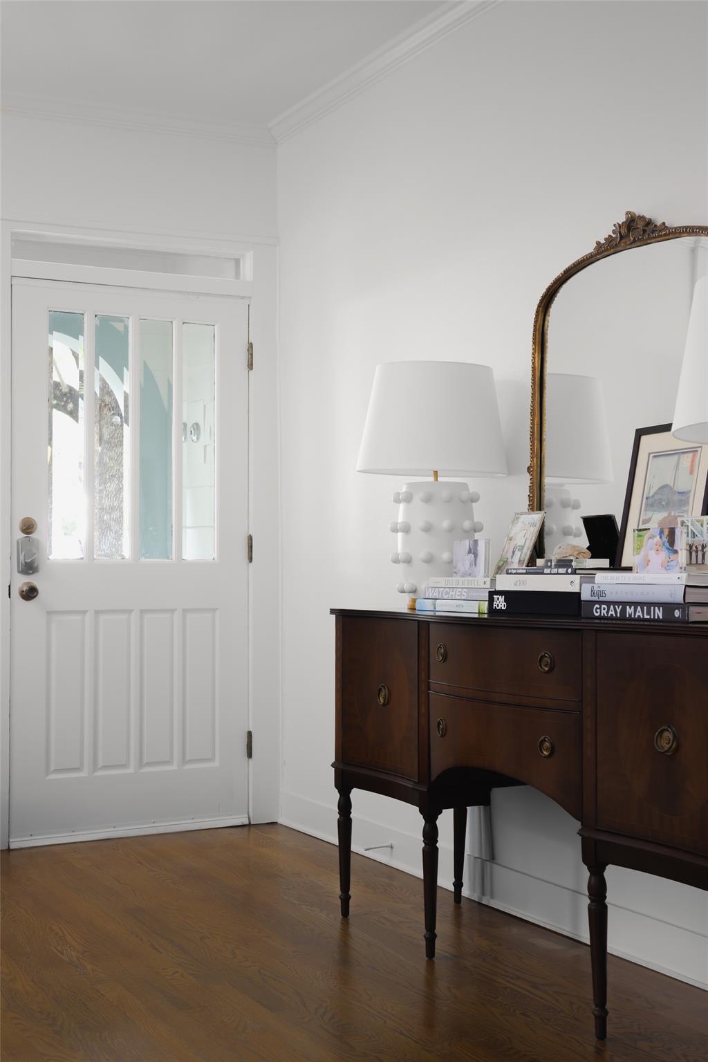 1509 Palma Plz, Austin, TX 78703