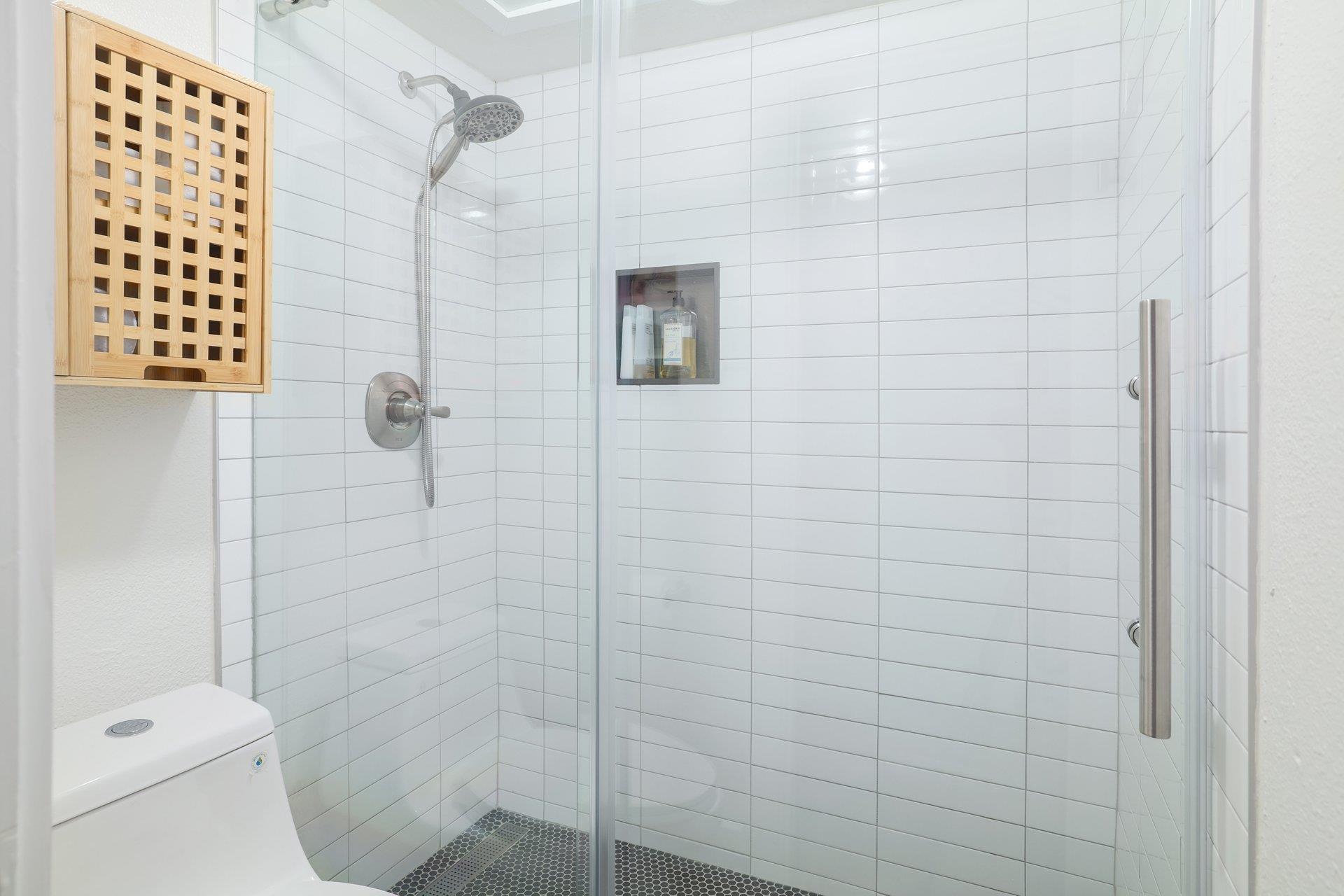 1818 S Lakeshore Blvd # 25, Austin, TX 78741