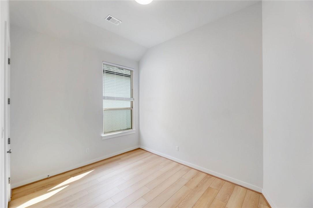 1913 Sir Nathaniel Ln, Leander, TX 78641