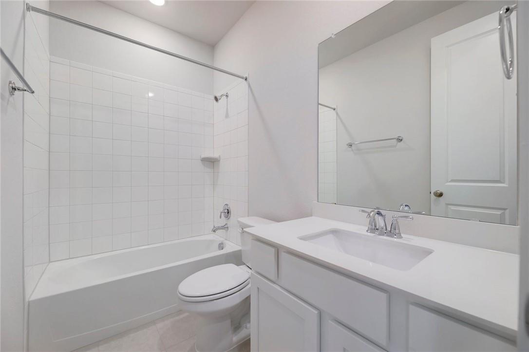 1913 Sir Nathaniel Ln, Leander, TX 78641