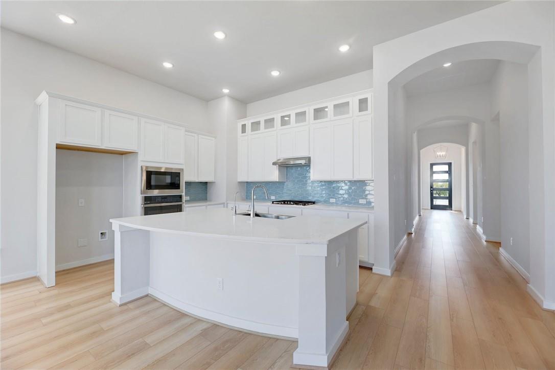 1913 Sir Nathaniel Ln, Leander, TX 78641