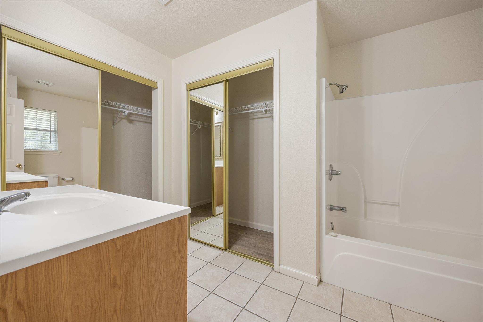 21513 Pershing Ave # A, Lago Vista, TX 78645