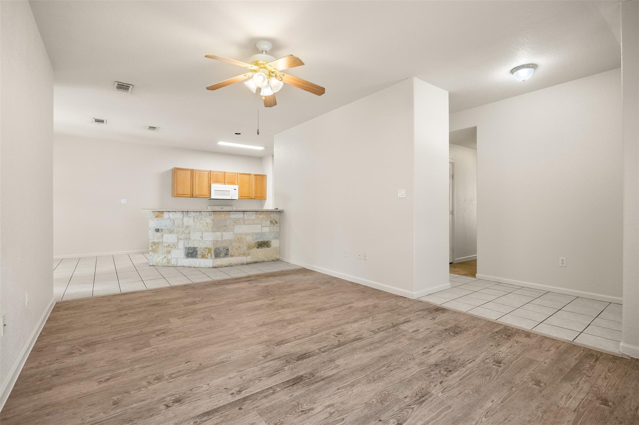 21513 Pershing Ave # A, Lago Vista, TX 78645