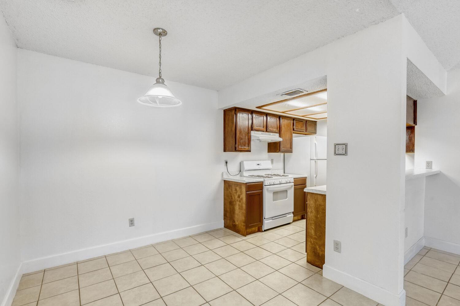 7806 Chimayo Cv # B, Austin, TX 78729