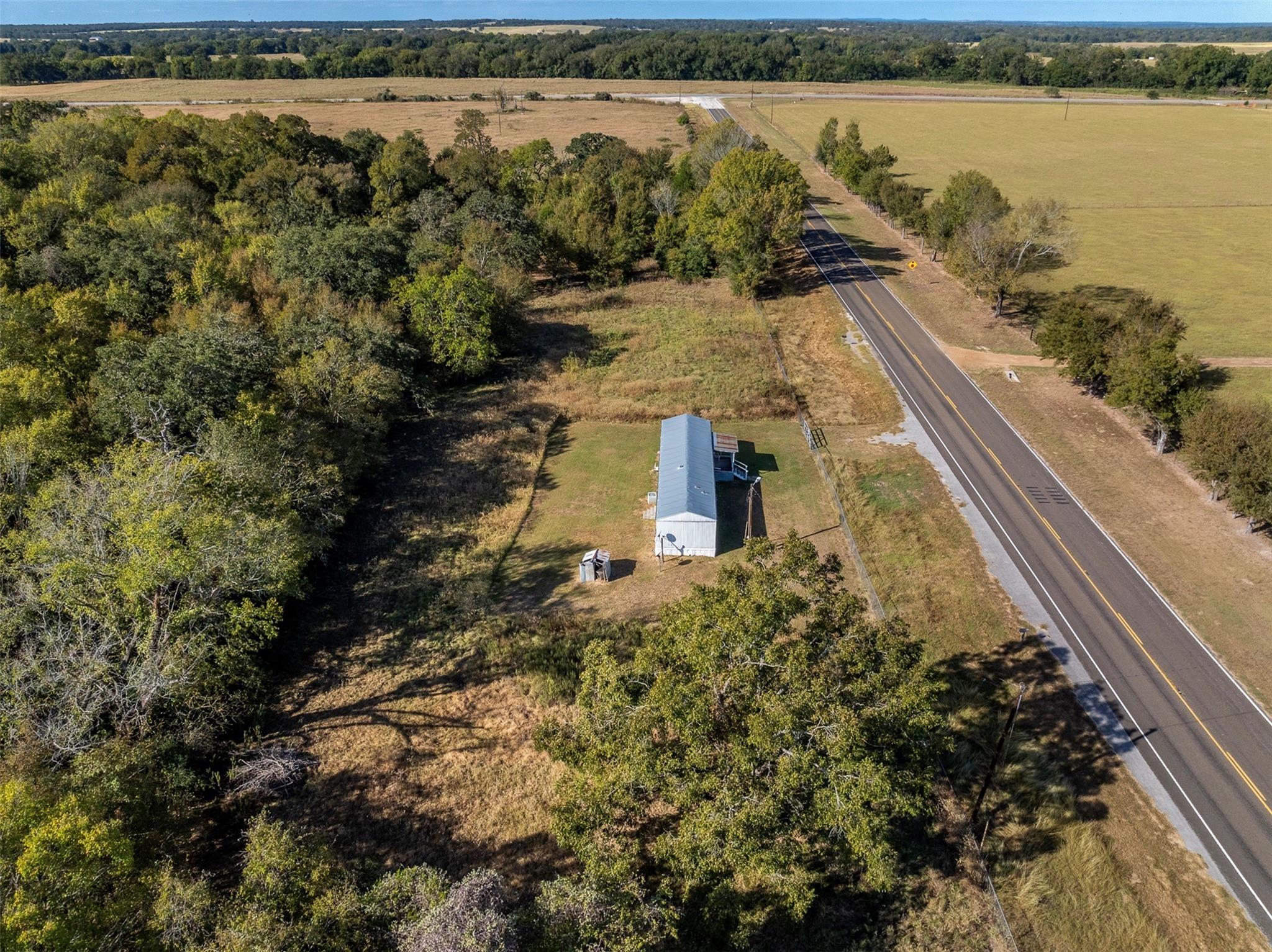 3211 FM 3403, Lincoln, TX 78948