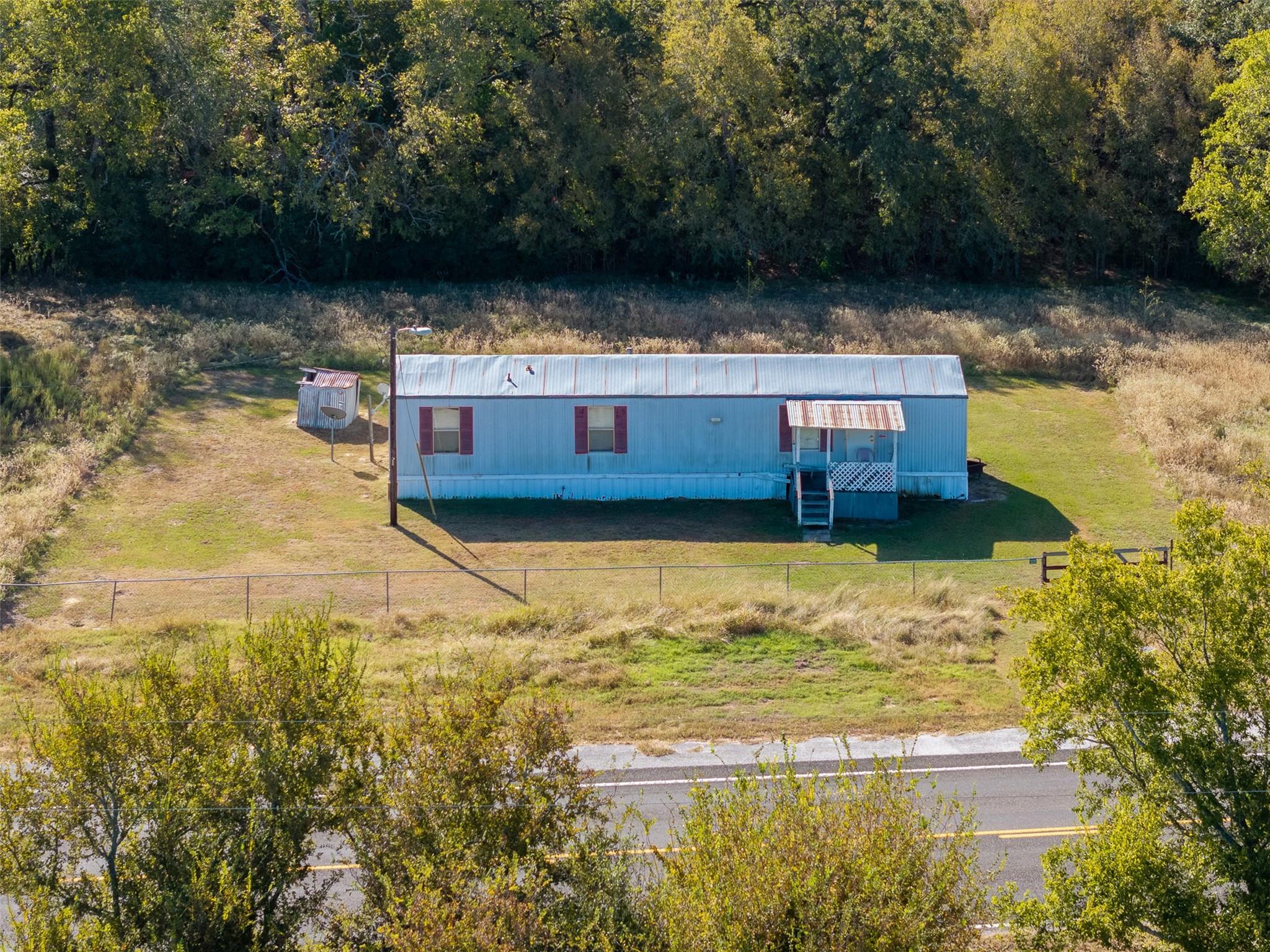 3211 FM 3403, Lincoln, TX 78948