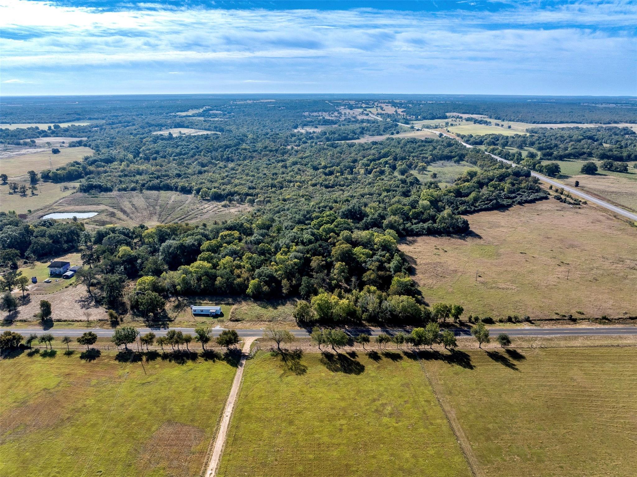 3211 FM 3403, Lincoln, TX 78948