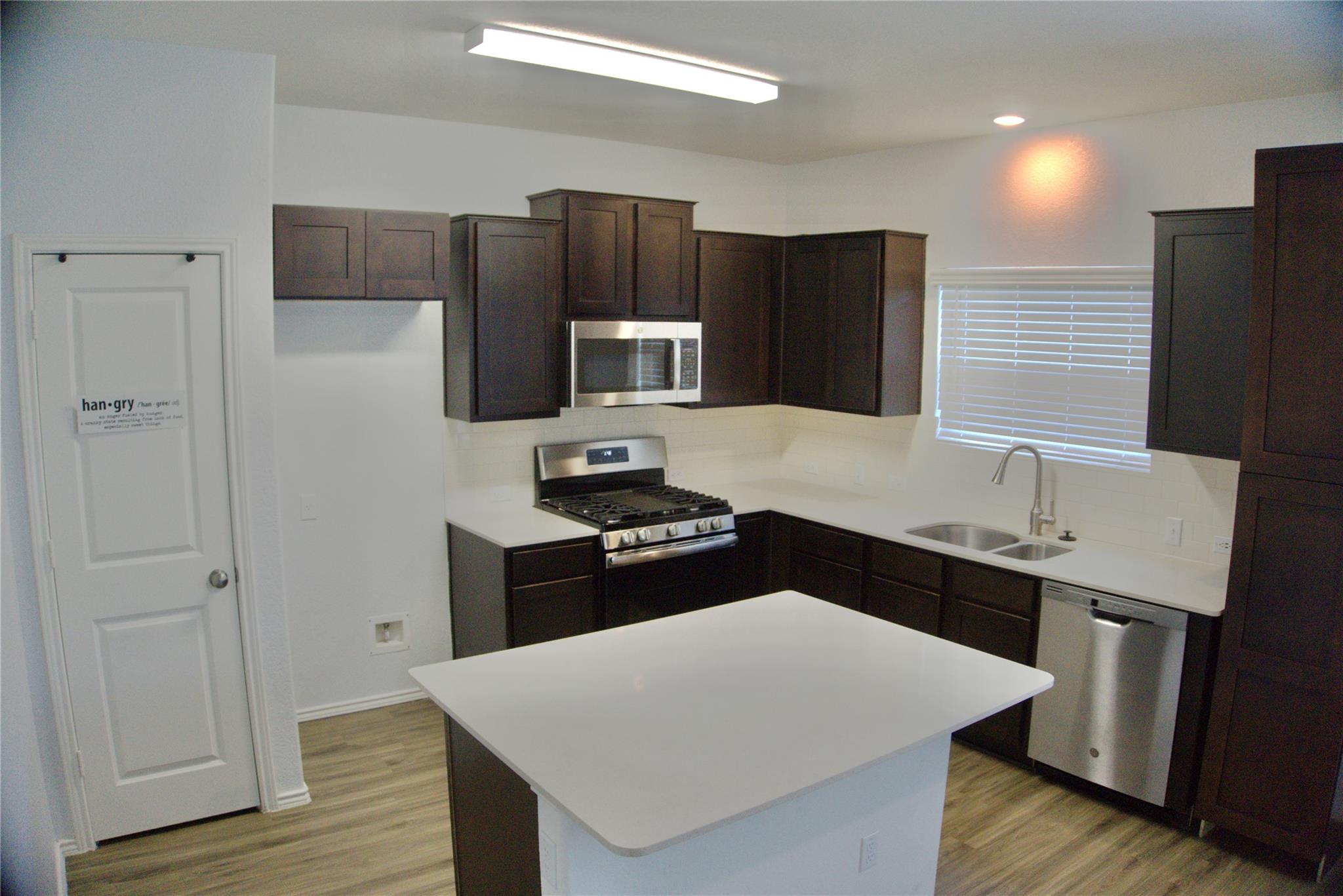 120 High Plains Pass, Liberty Hill, TX 78642