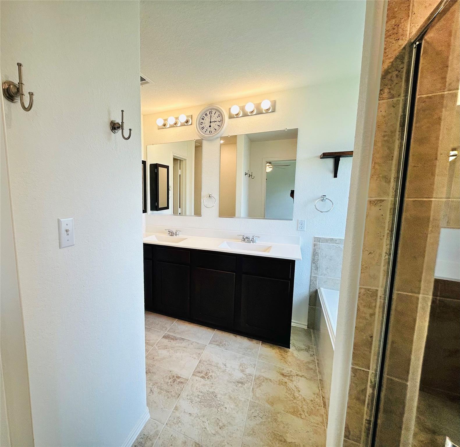 120 High Plains Pass, Liberty Hill, TX 78642