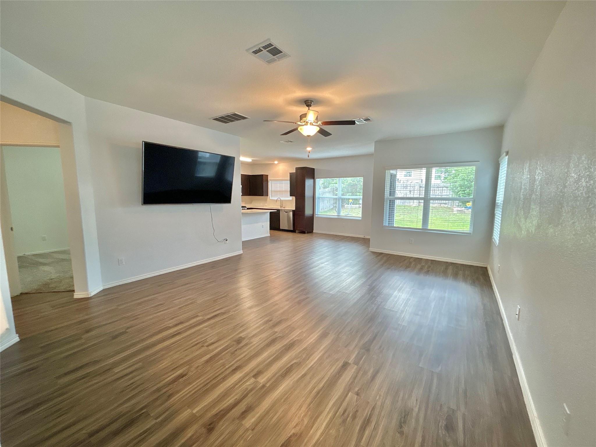 120 High Plains Pass, Liberty Hill, TX 78642