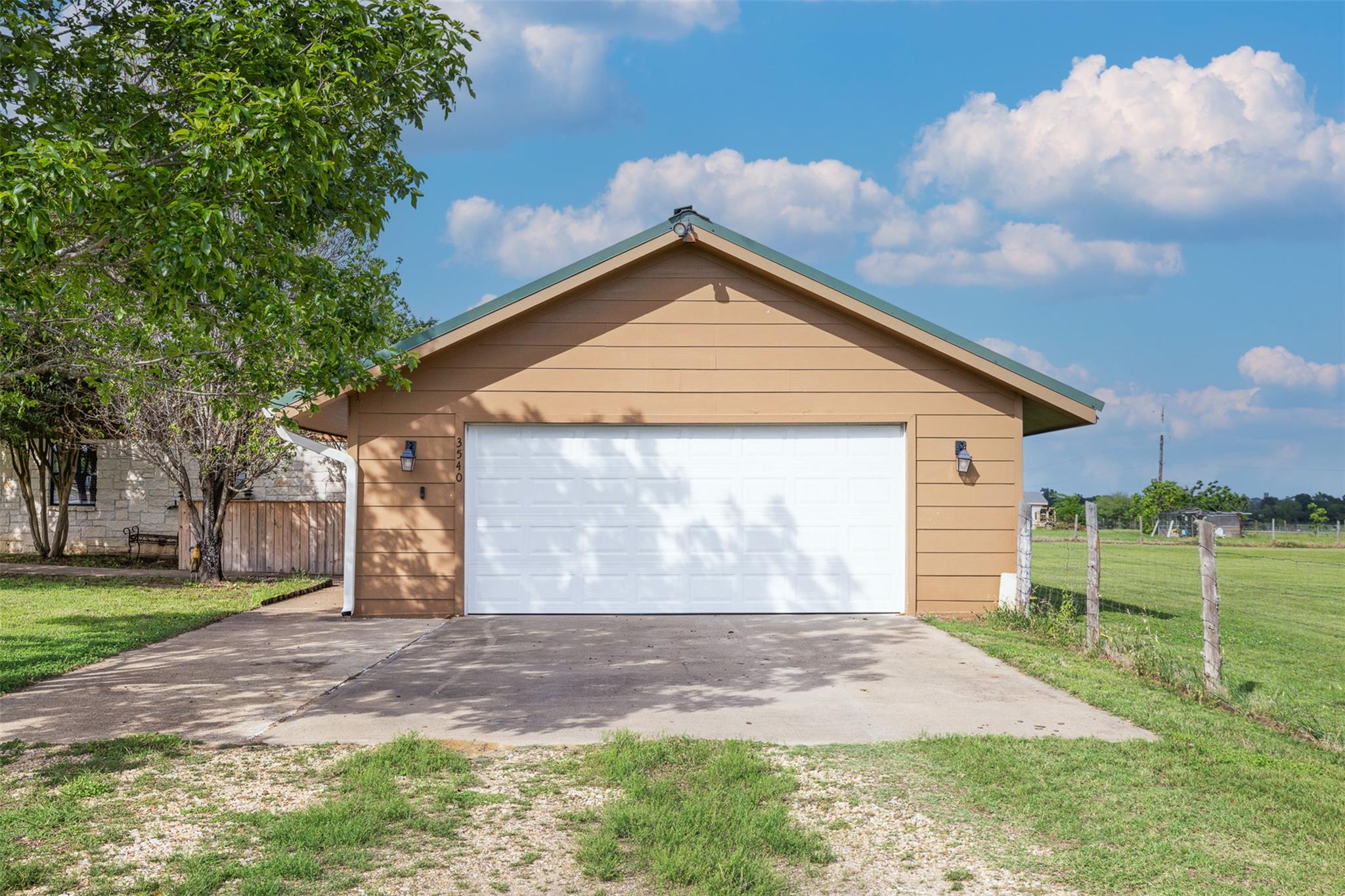 3540 Fisher Ranch Rd, Bryan, TX 77808