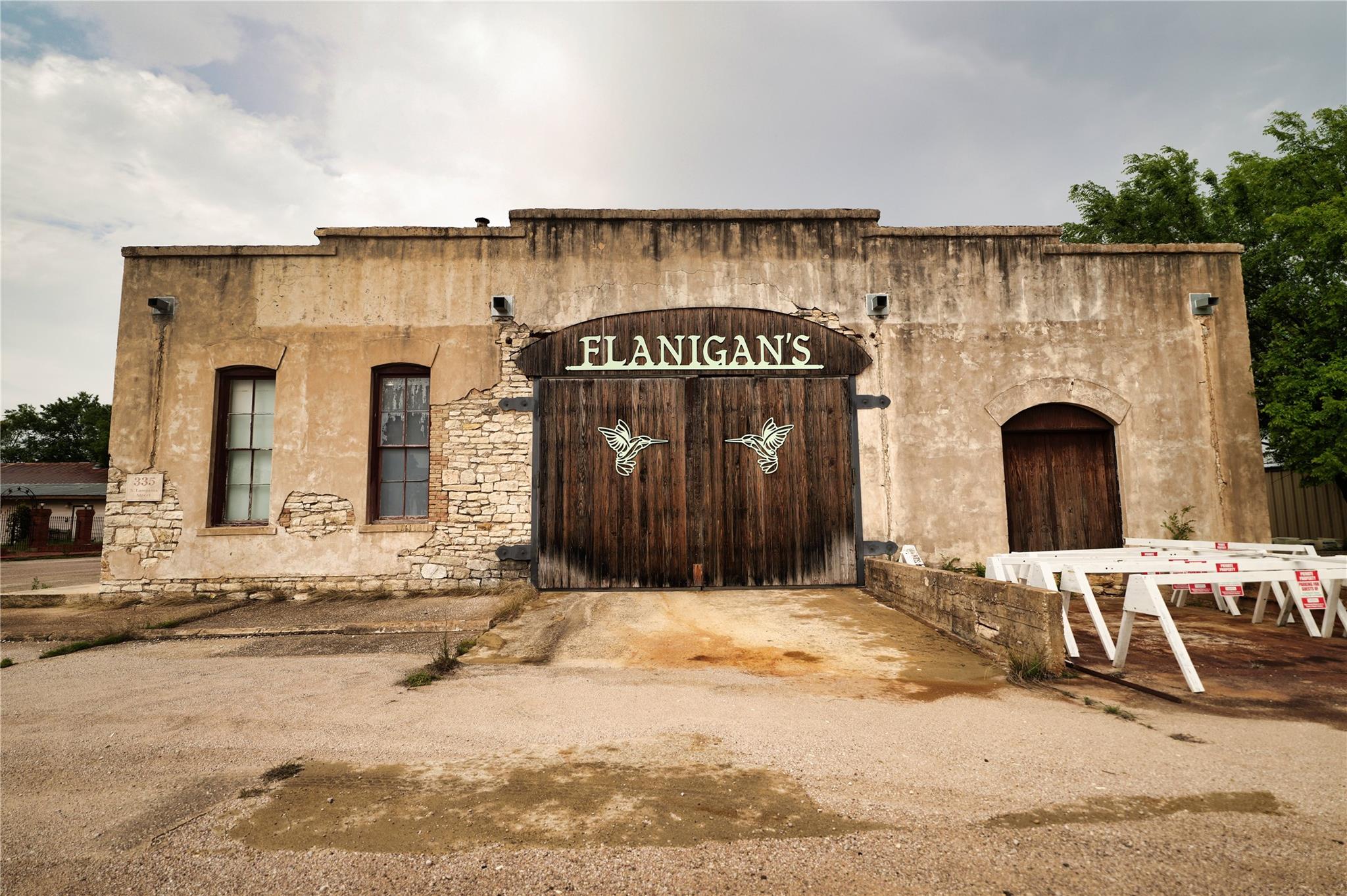 335&330 N Lampasas St, Bertram, TX 78605