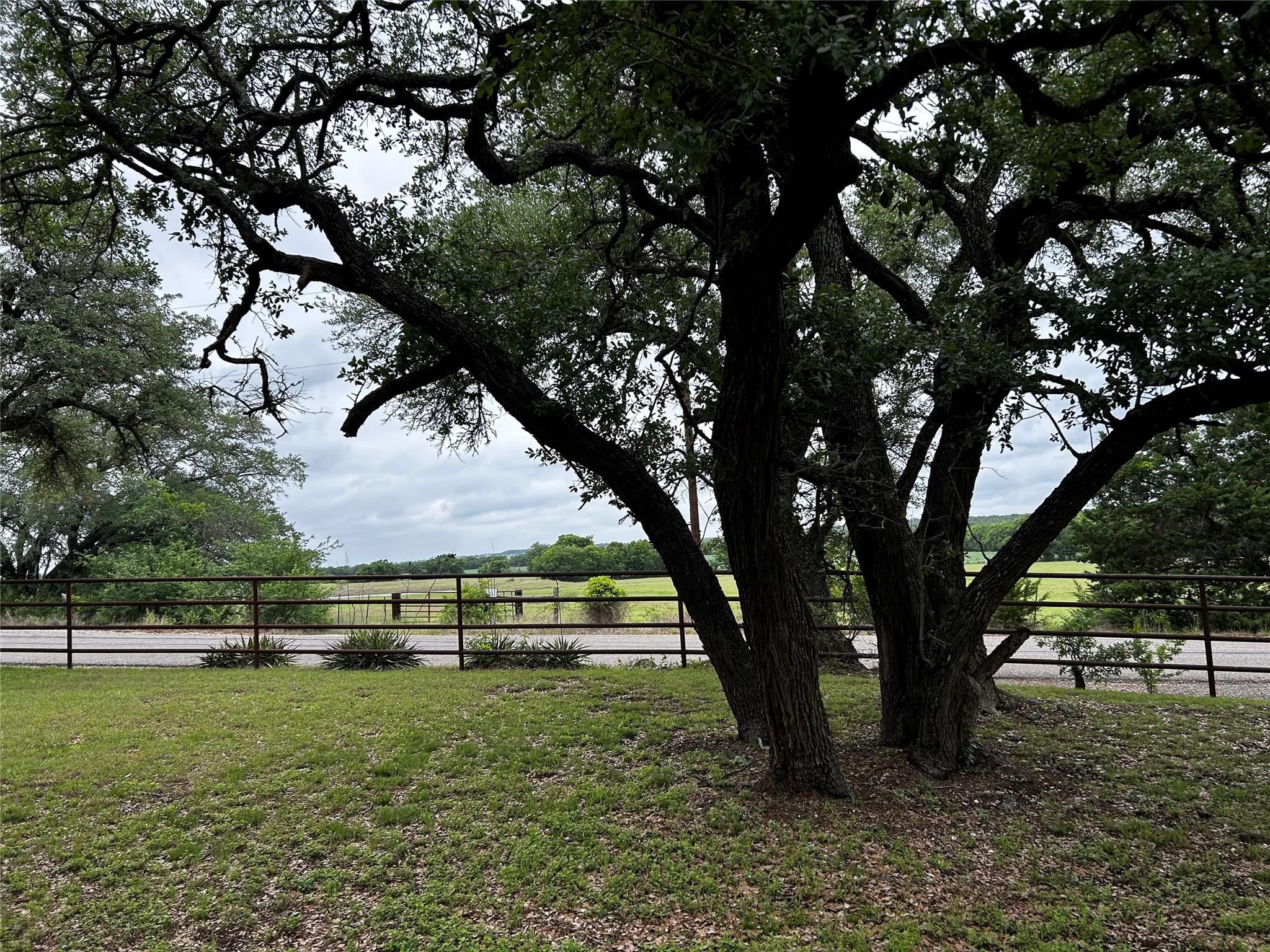 2450 County Road 124, Georgetown, TX 78626