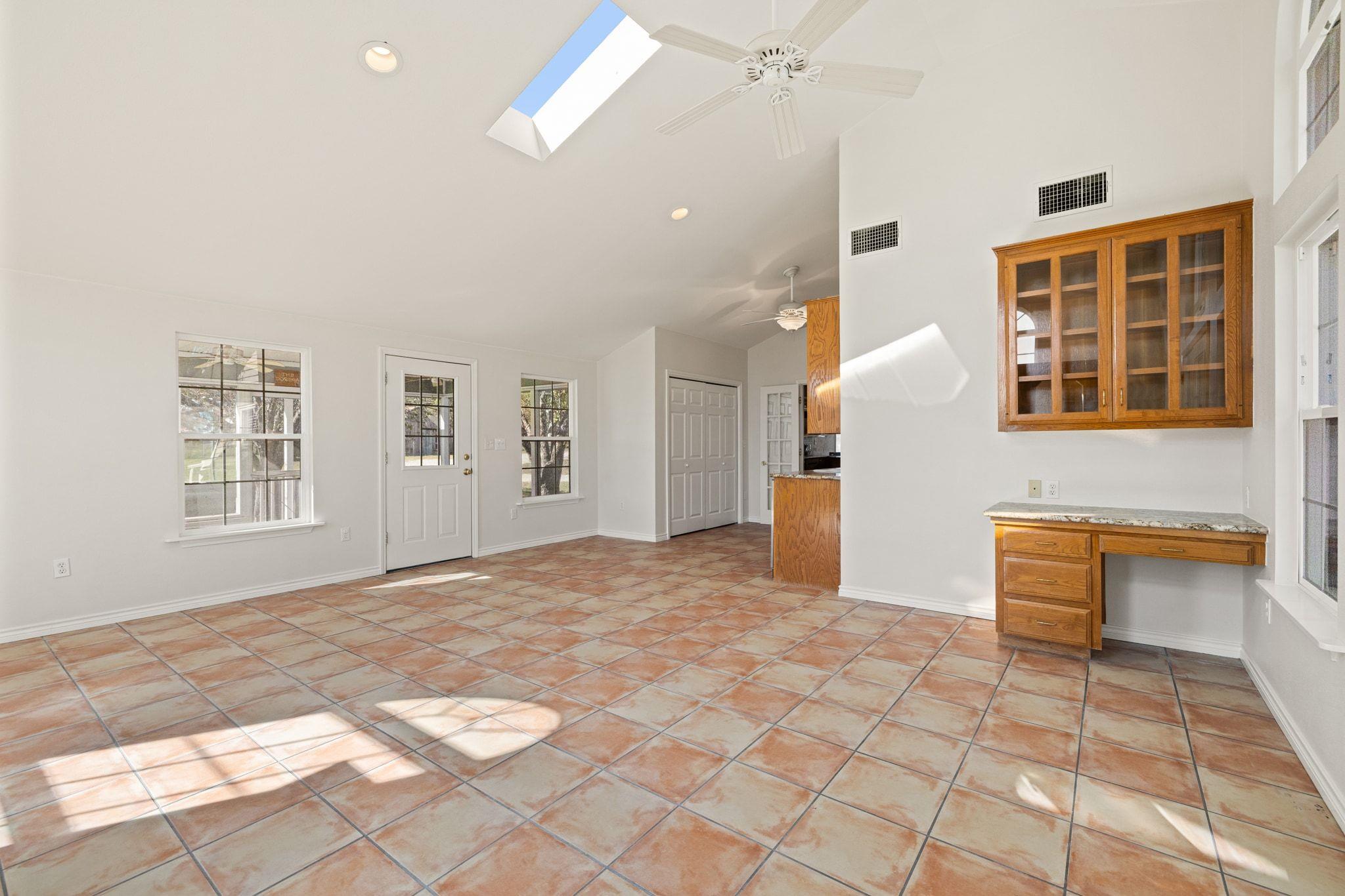 2450 County Road 124, Georgetown, TX 78626