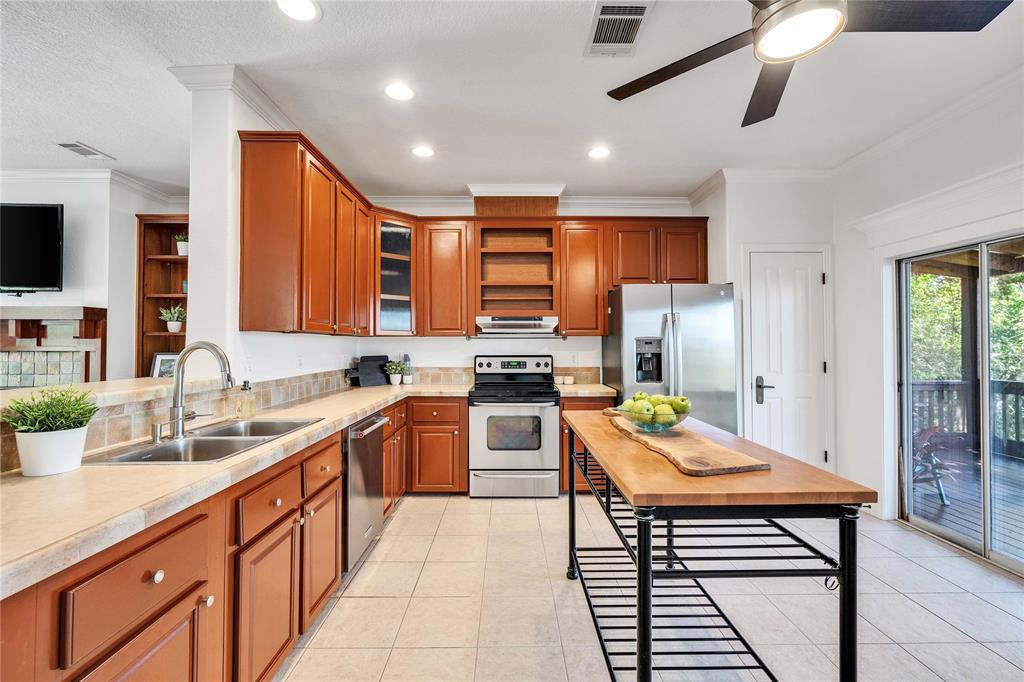 2108 Indian Creek Rd, Austin, TX 78734