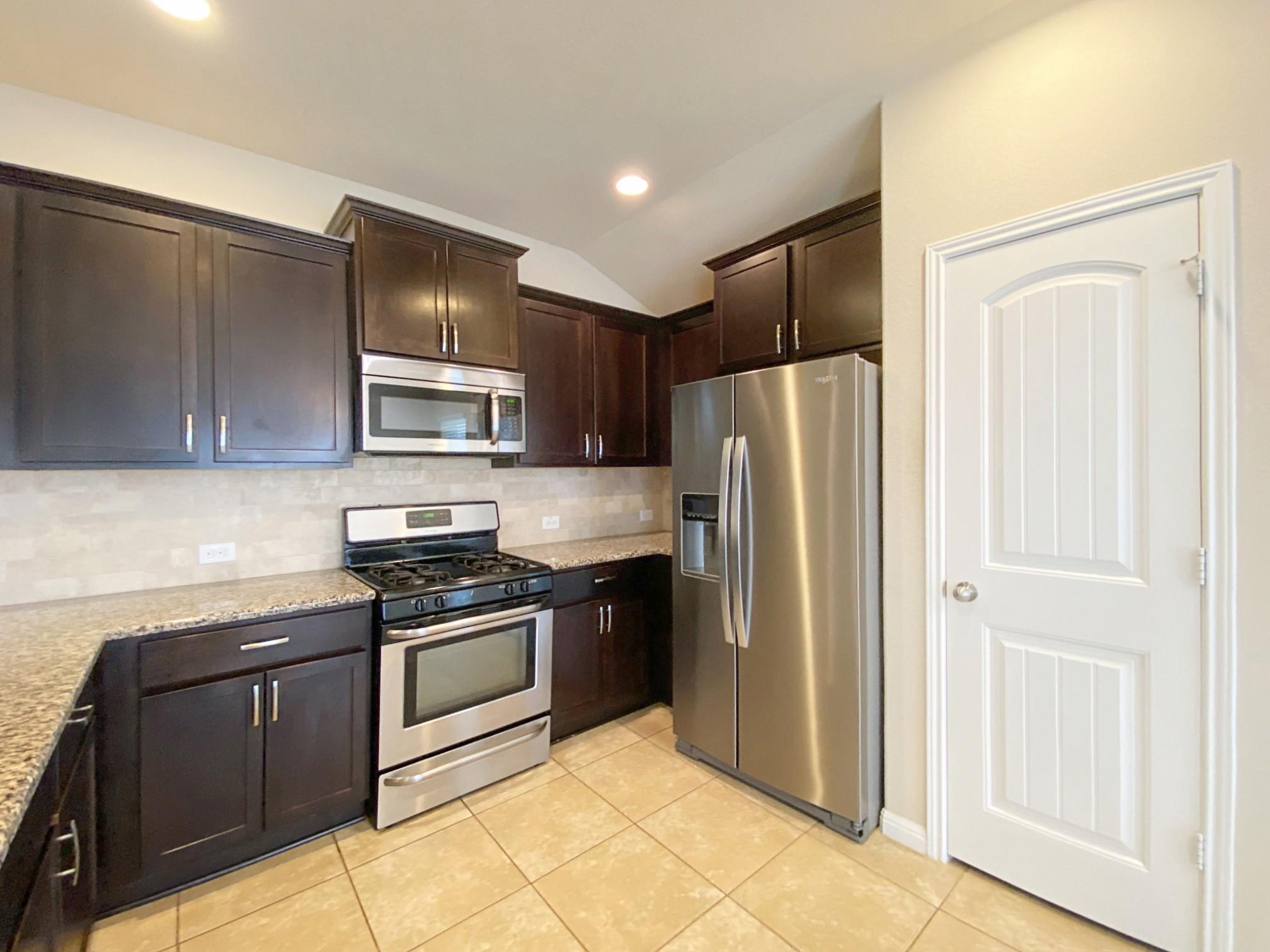 528 Longhorn Cavern Rd, Leander, TX 78641