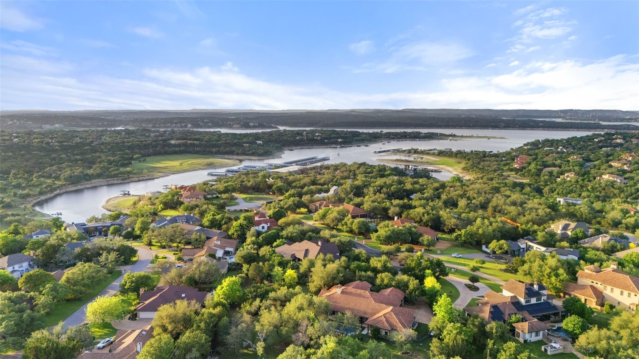 105 Harbor Hill Dr, Lakeway, TX 78734