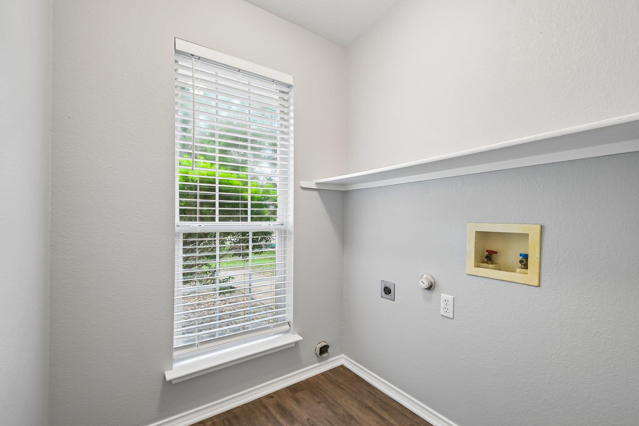 205 Cavalry Trl, Elgin, TX 78621