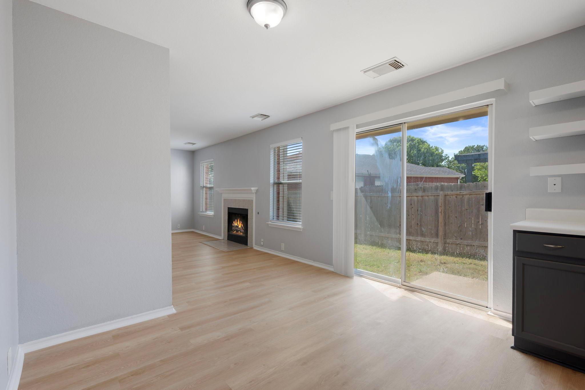 906 Low Brim Cv, Pflugerville, TX 78660