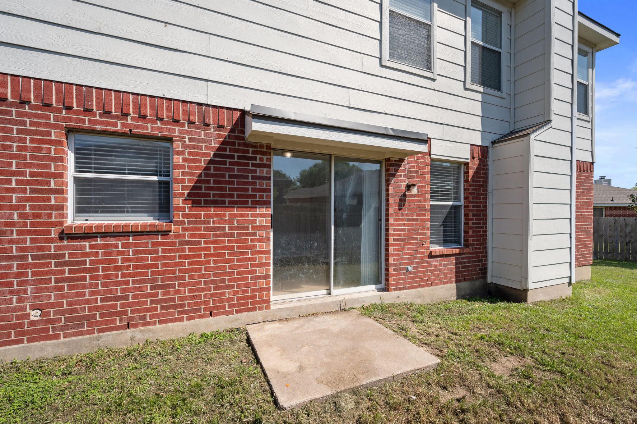 906 Low Brim Cv, Pflugerville, TX 78660