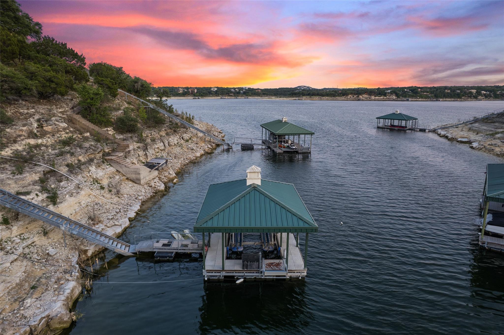 17813 Kingfisher Ridge Dr, Lago Vista, TX 78645