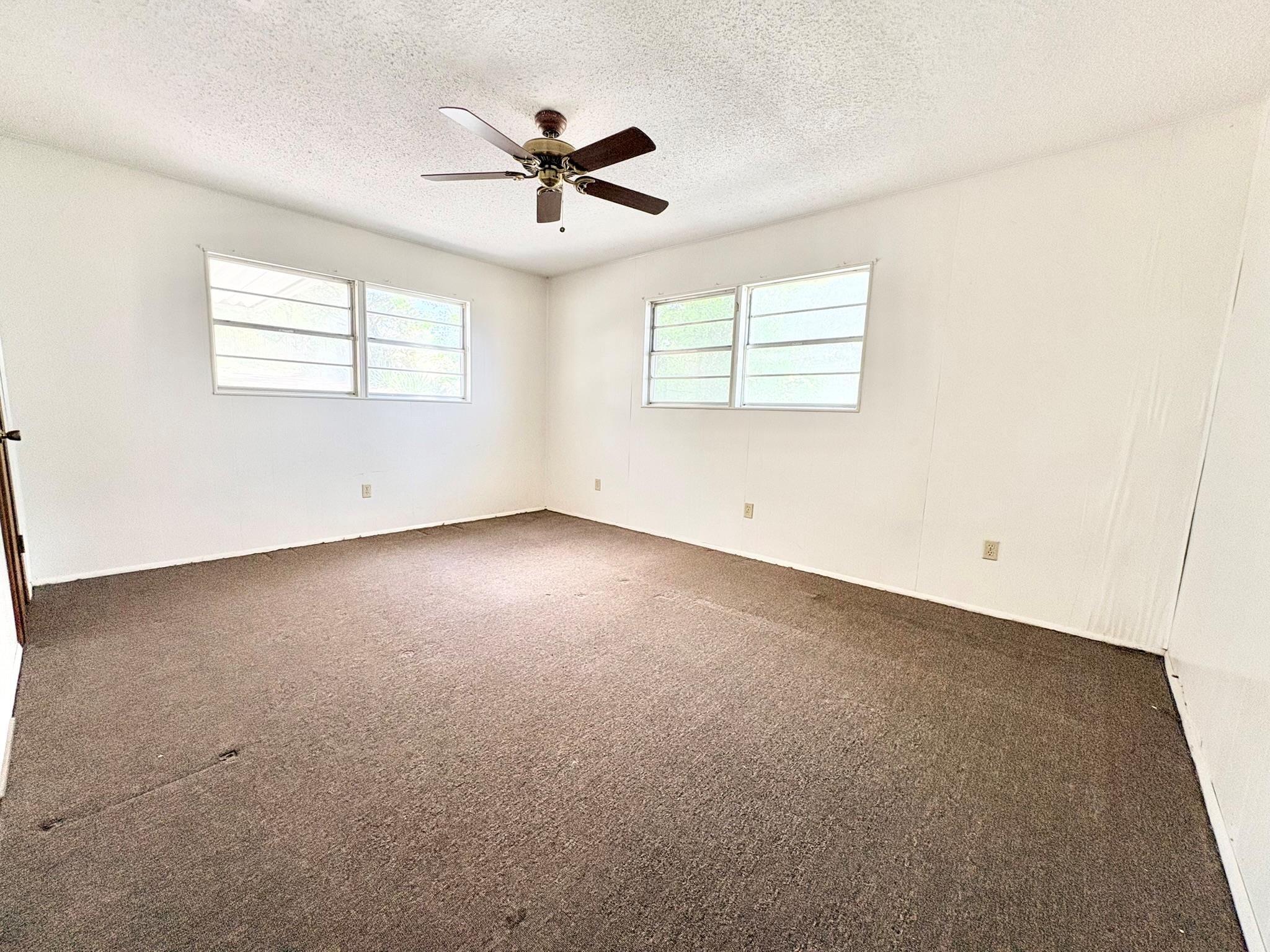 1115 Edgewater Dr, Spicewood, TX 78669