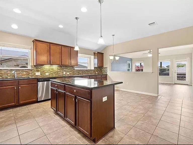 417 Tula Trl, Leander, TX 78641