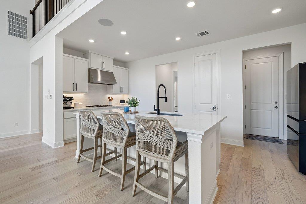 365 Pear Tree Ln, Austin, TX 78737