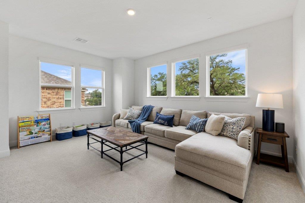 365 Pear Tree Ln, Austin, TX 78737