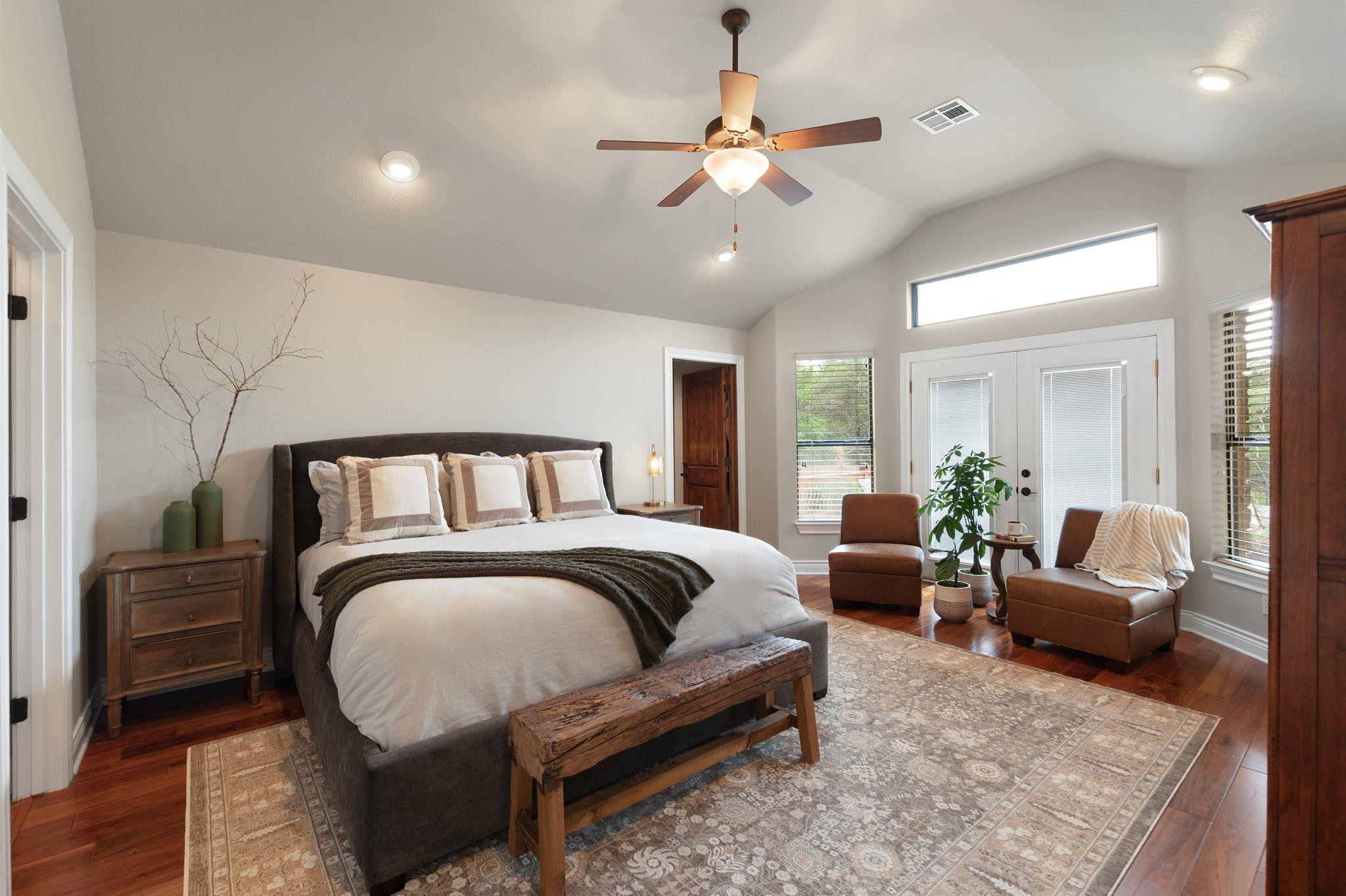 110 Valley View Dr, Bastrop, TX 78602