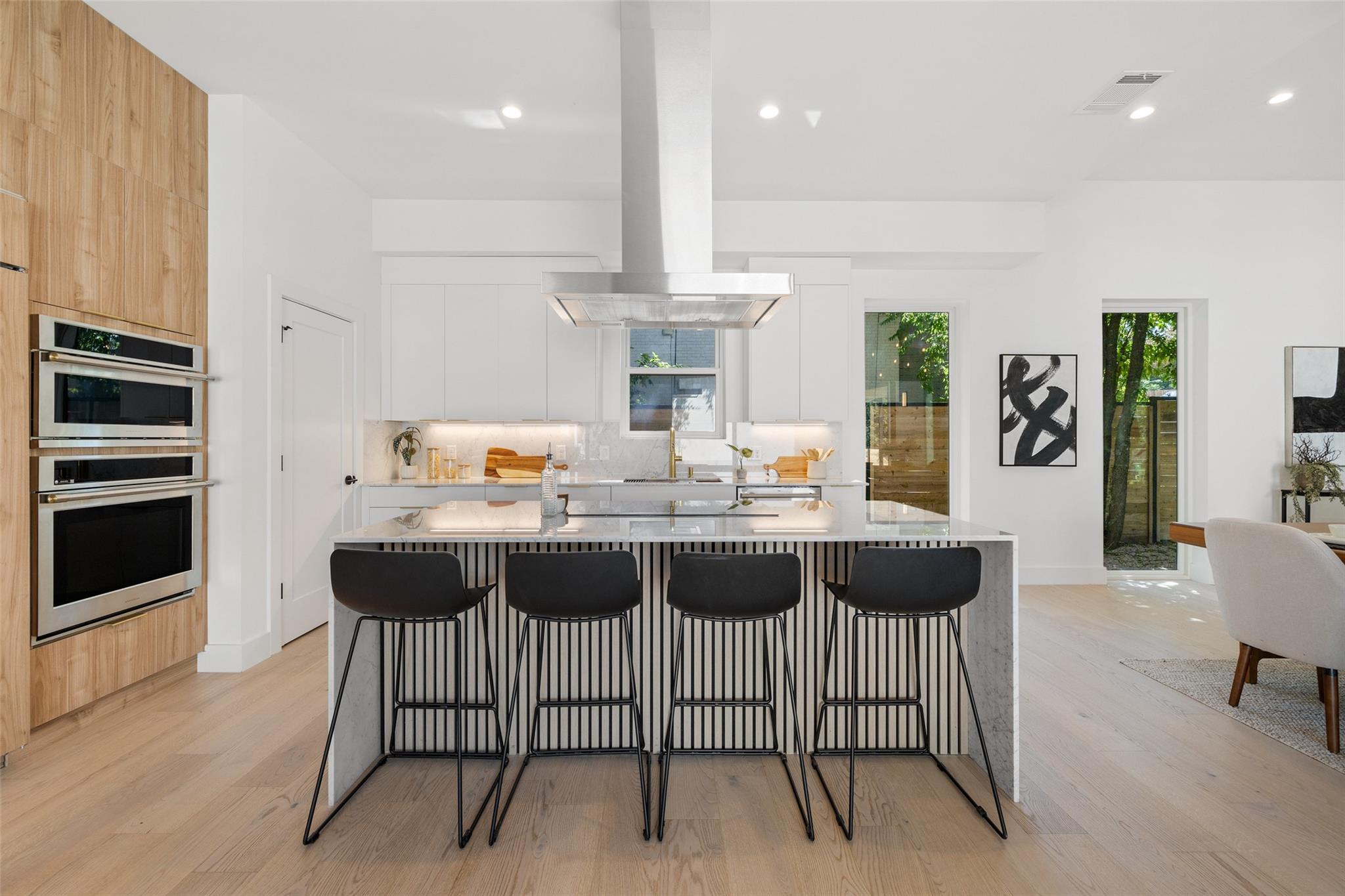 1913 Fairlawn Ln, Austin, TX 78704