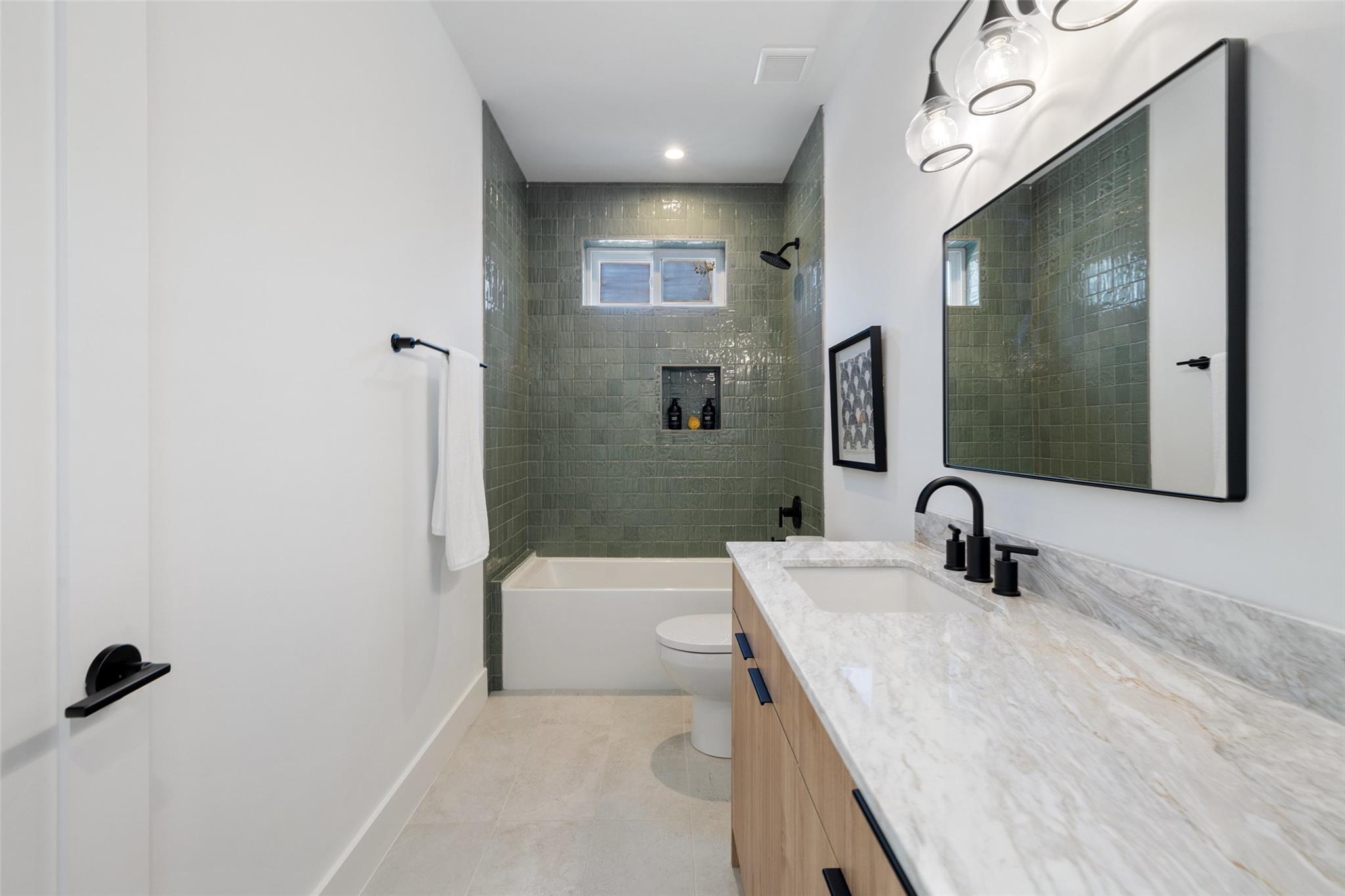 1913 Fairlawn Ln, Austin, TX 78704